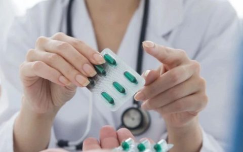 几点服药最有效？这项研究带来新线索：科学家首次发现多功能细菌也有生物钟