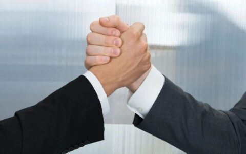 就在周天！BioSpark专题讨论：回顾K药与O药的「关键临床试验和策略」| 药时代直播间