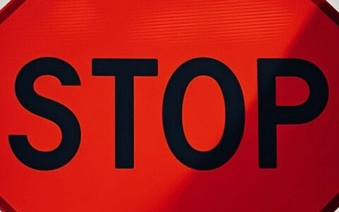 “砍掉”三条管线，还贷了15亿美元！Moderna决定“掉头”